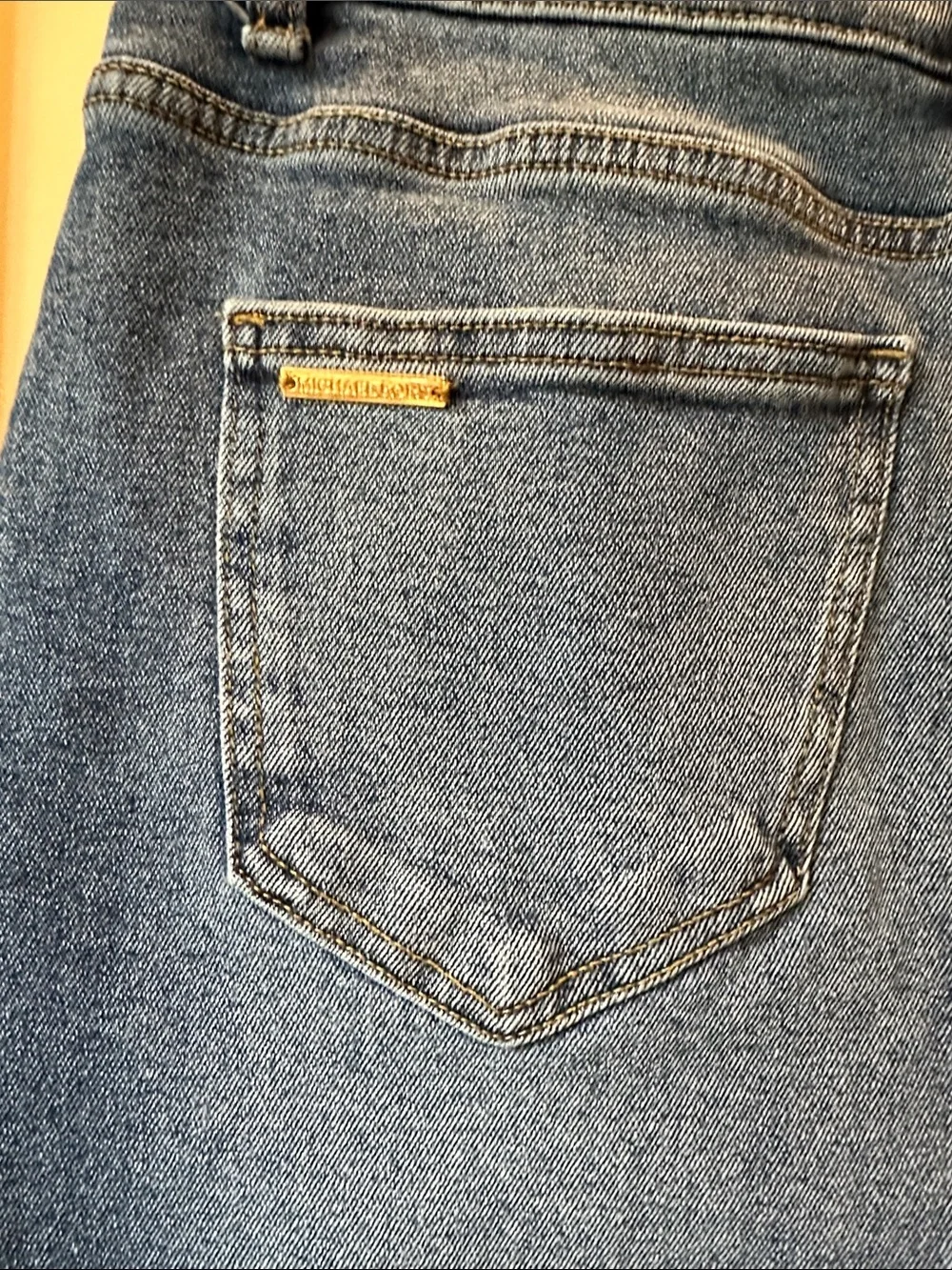 Michael Kors Mid-Length Denim Stretch Skirt in Blue Wash size 8